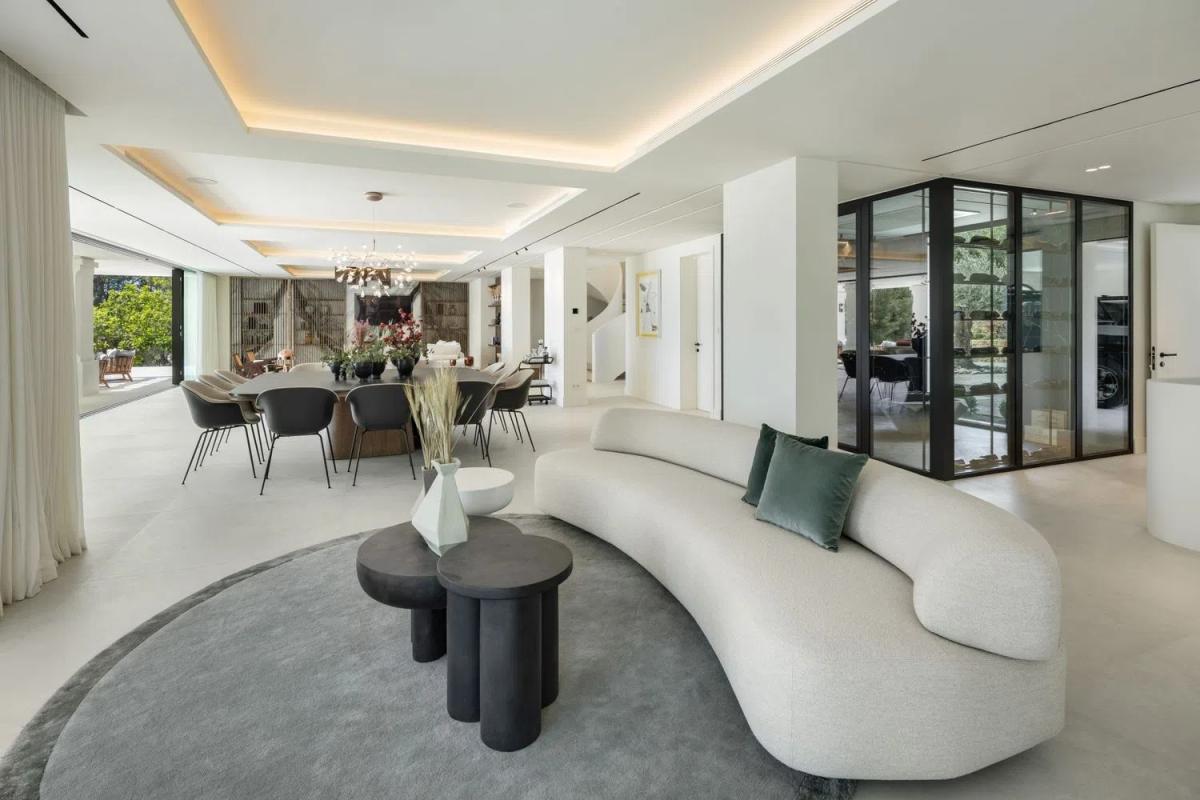 Sprzedaż niezależnego domku jednorodzinnego w  Urbanización Marbella Sierra Blanca, Marbella photo 5
