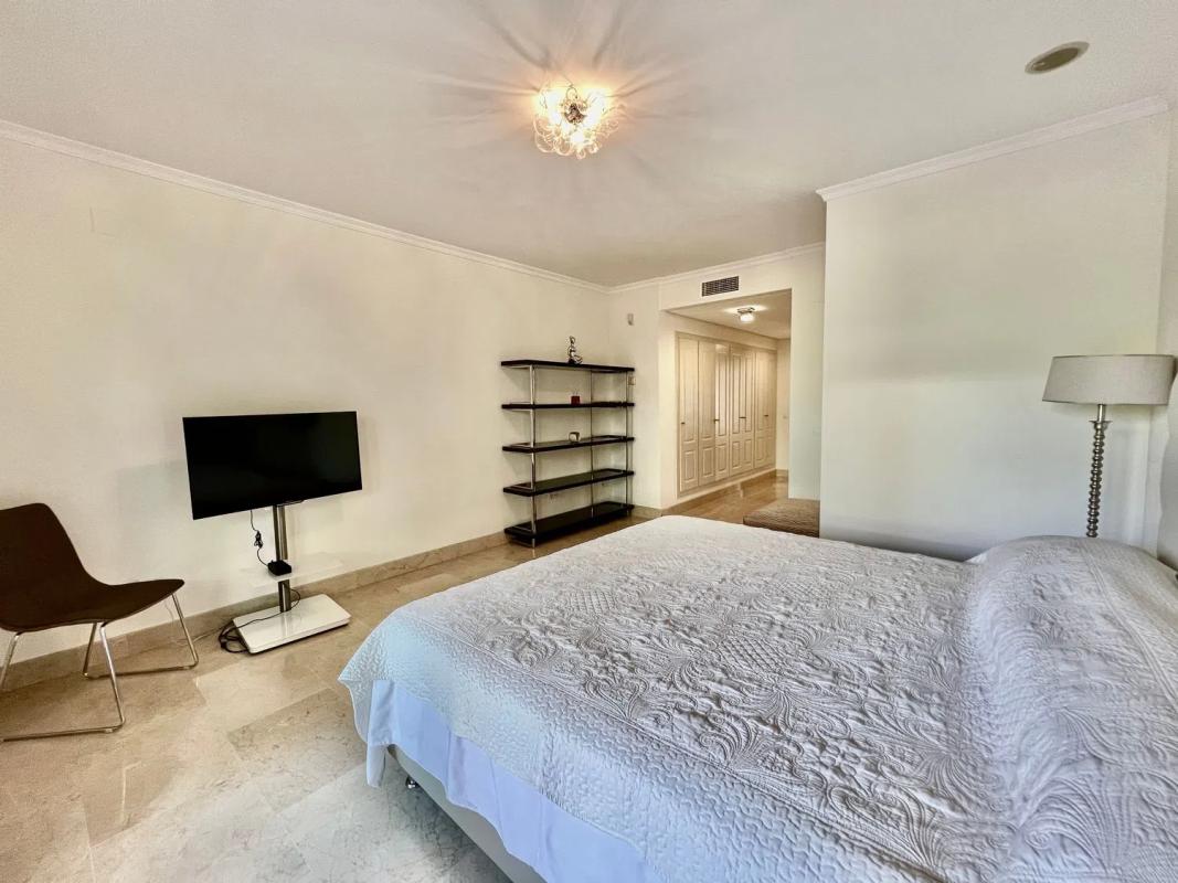 Venta de piso en Urbanización Monte Paraíso, 5, Marbella
photo 5
