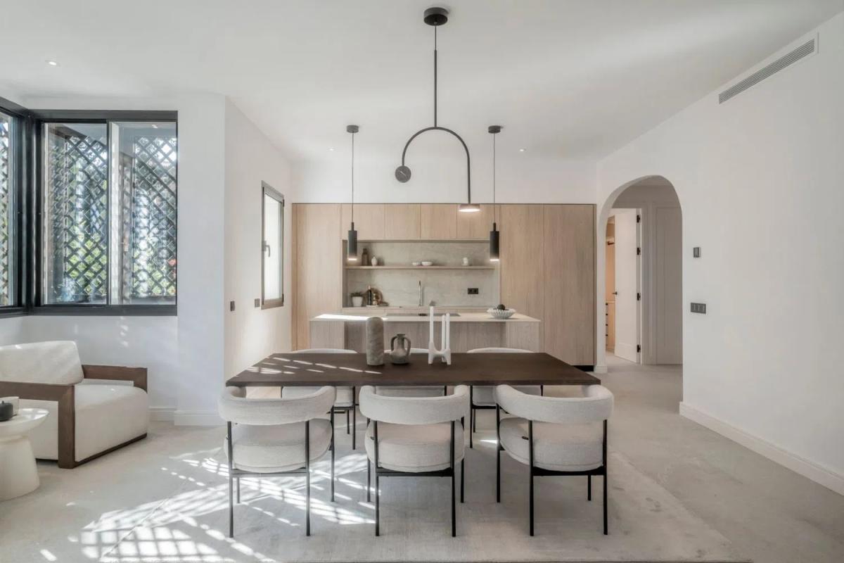Sale of apartment in Calle Albinoni, Marbella
 photo 3