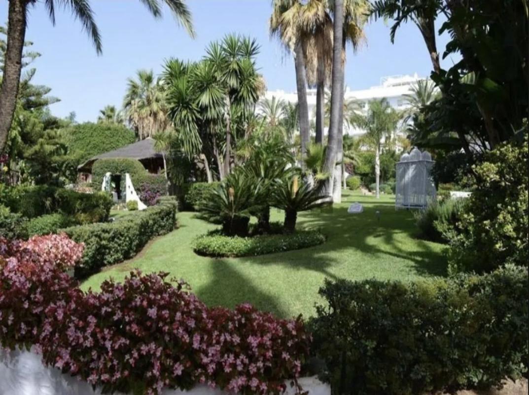 Venta de piso en Alfonso de Hohenlohe, Marbella
photo 2