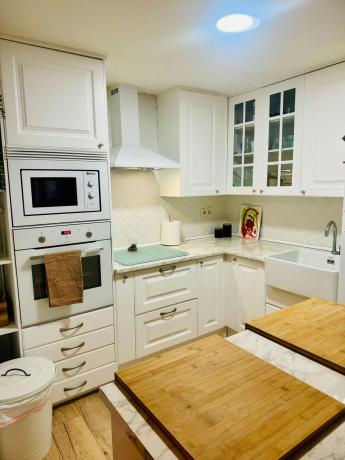 Detached villa for sale in Calle la Bonanova, 1, San Vicente del Raspeig thumbnail 1