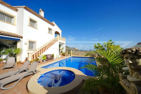 Detached villa for sale in , Pego photo 1