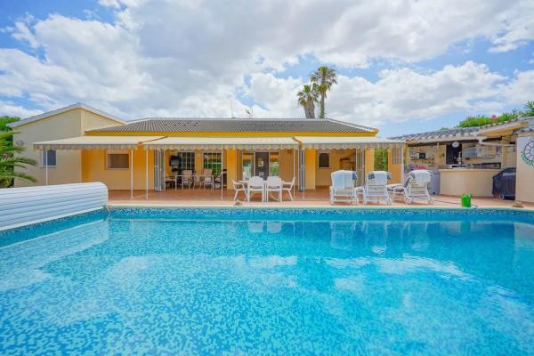 Detached villa for sale in , Benichembla thumbnail 1