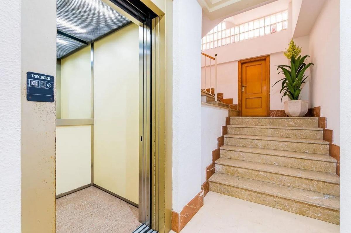 Sale of apartment in Calle Nuestra Señora de Monserrate, Almoradí
photo 5