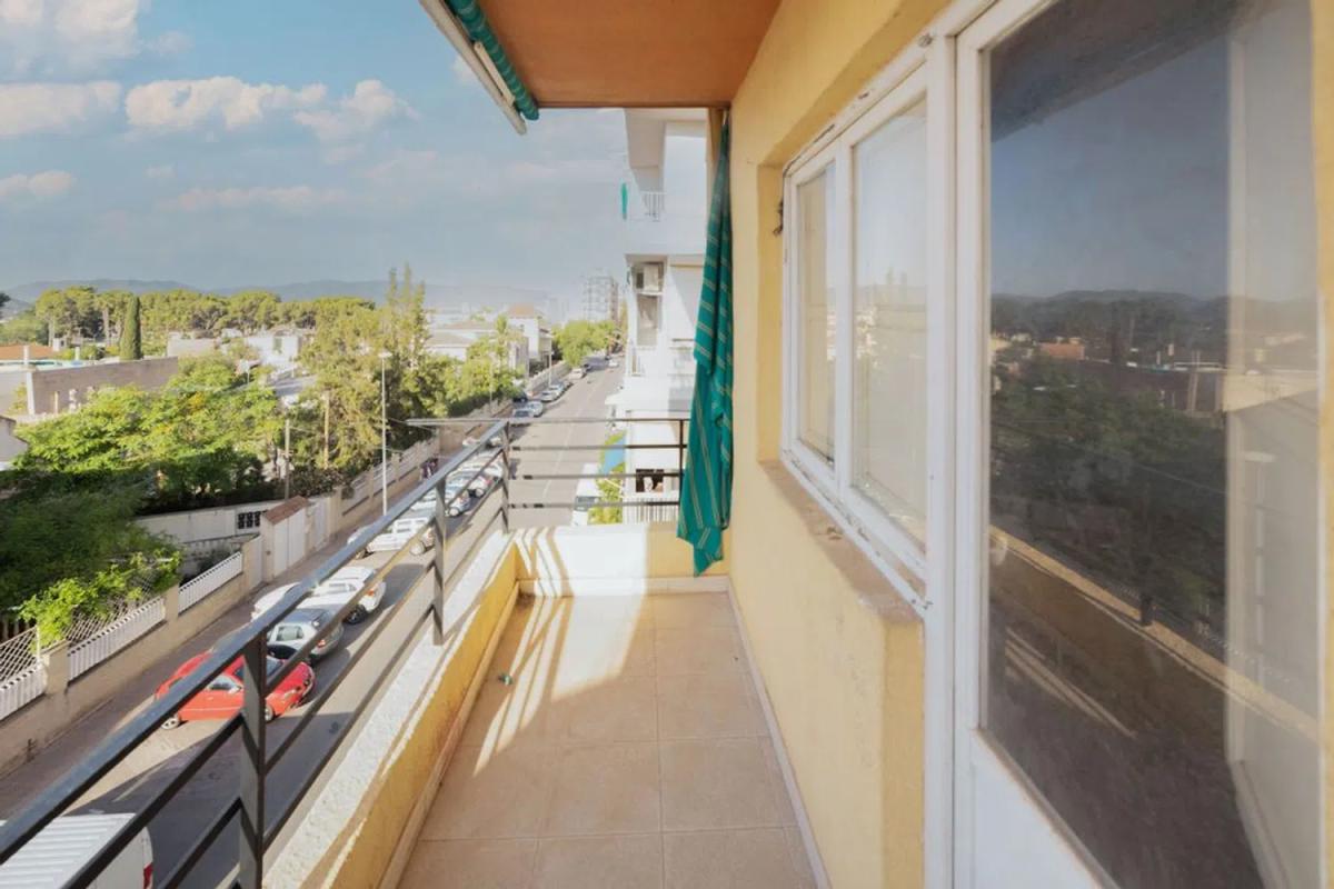 Sale of apartment in Calle Milagros Maestre Esteve, 129, Elda
 photo 2