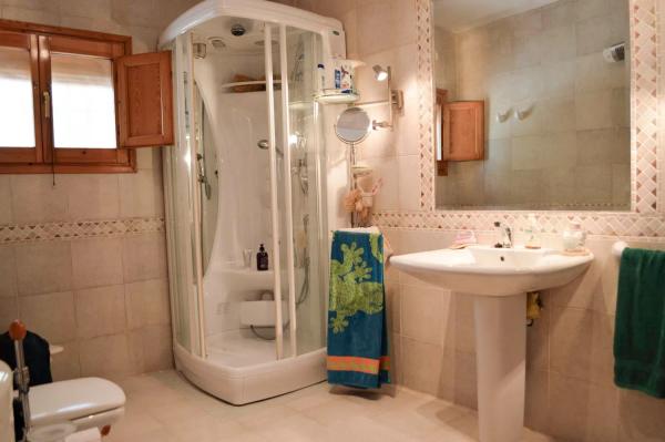 Chalet independiente en venta en , Pedreguer photo 3