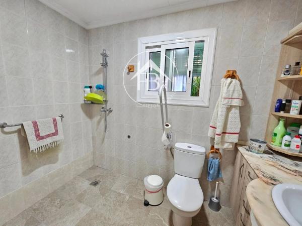 Chalet independiente en venta en  Centro, Mutxamel photo 4