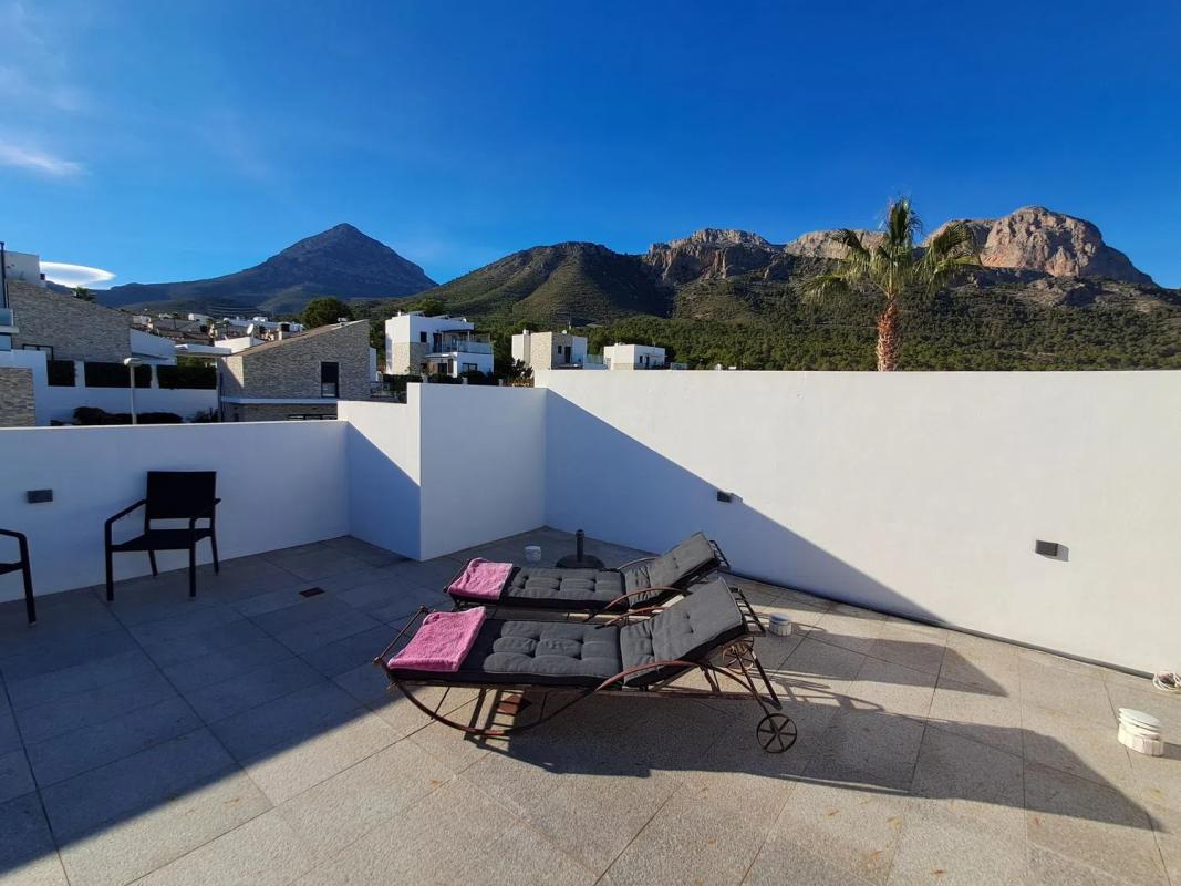 Venta de chalet independiente en Zona albercxa s/n, Polop
photo 3