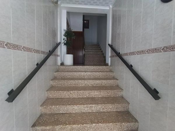 Apartment for sale in Plaza de Toros - Avenida Chapí - Trinquete, Elda thumbnail 1