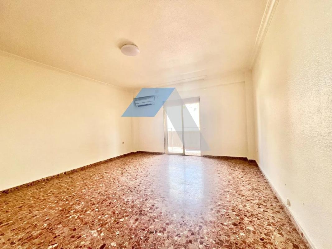 Продажа квартиры на Centro, Сан-Висенте-дель-Распейг
 photo 2