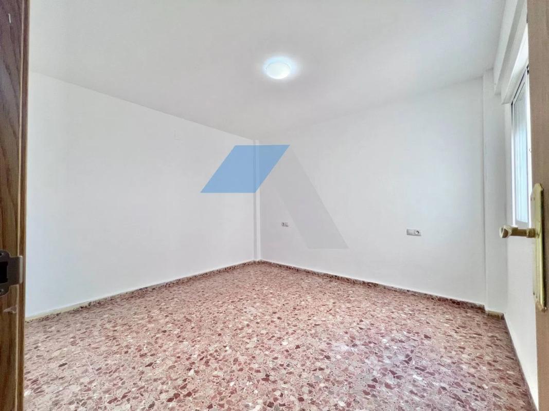 Продажа квартиры на Centro, Сан-Висенте-дель-Распейг
 photo 5
