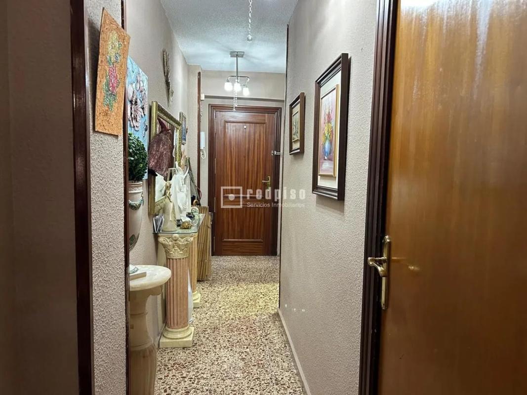 Sale of apartment in Calle Pradilla, Alicante
photo 4