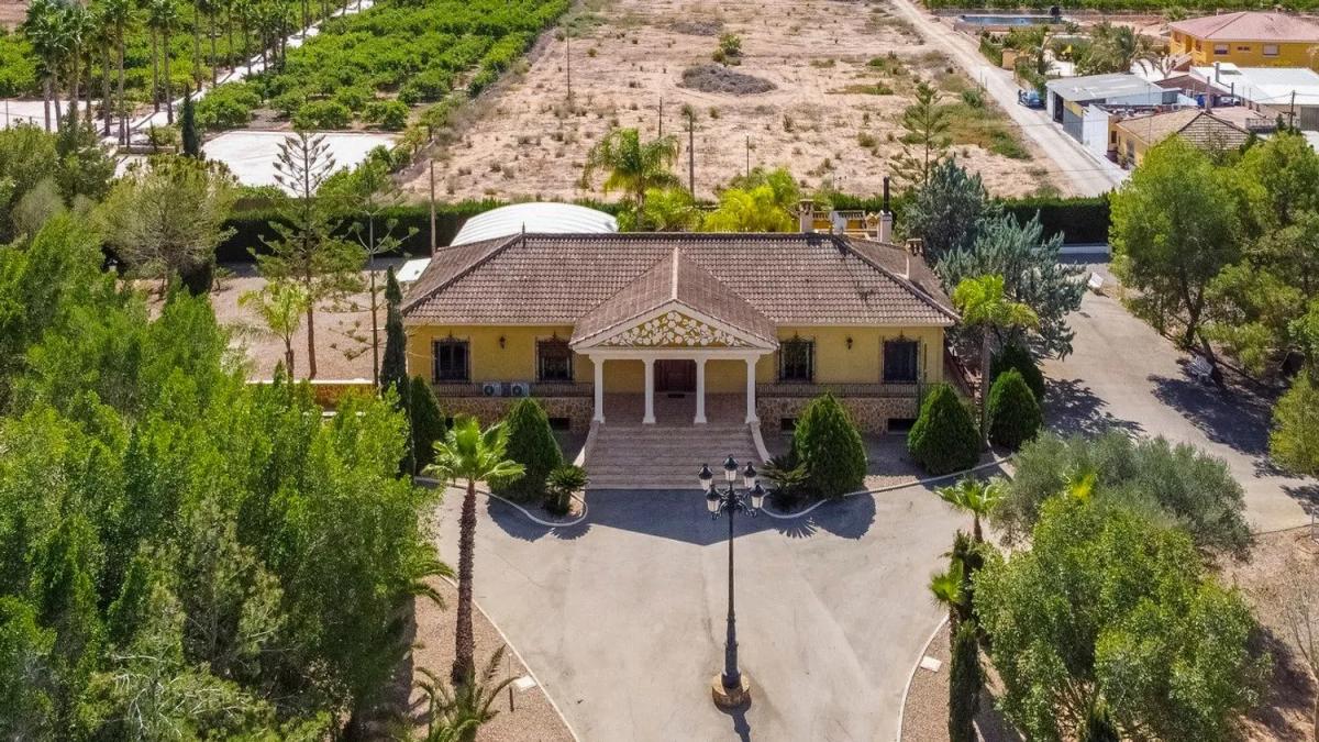 Venta de chalet independiente en Calle Salida al Río, Orihuela
photo 2