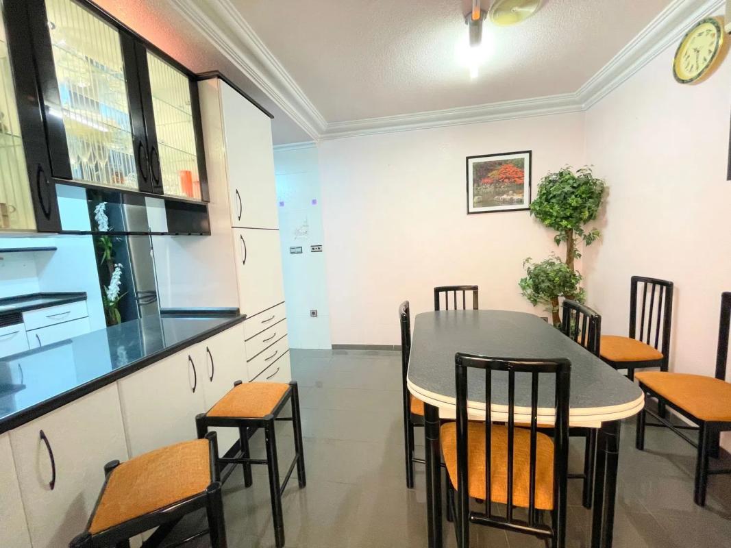 Sale of apartment in Calle Príncipe de Asturias, 25, Elda
photo 1