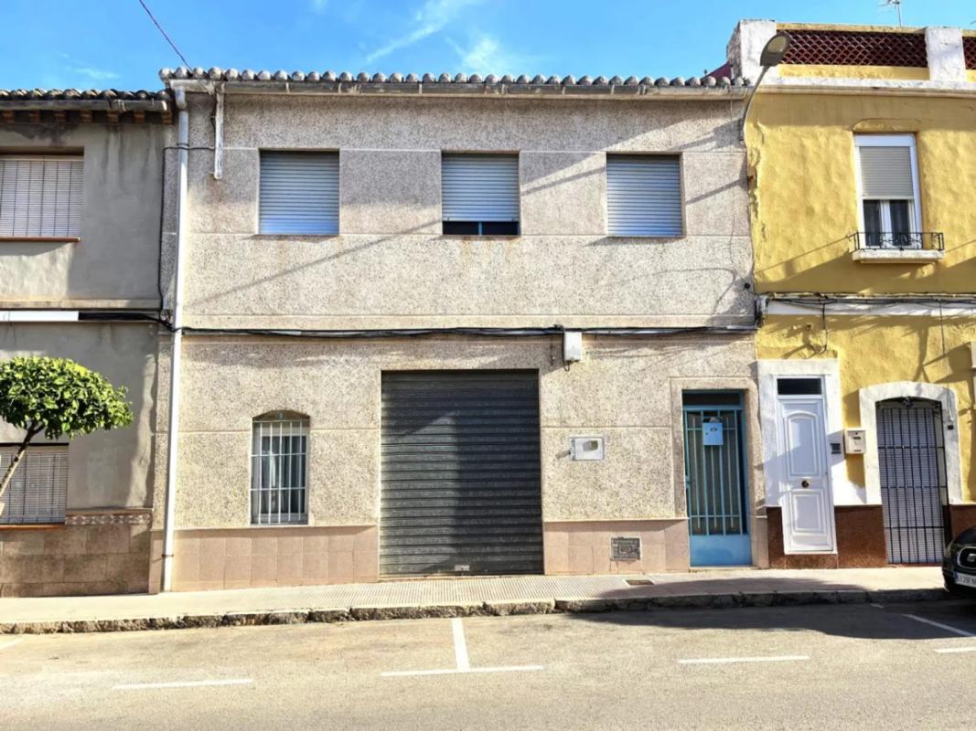 Chalet en calle Cervantes, El Verger
photo 1