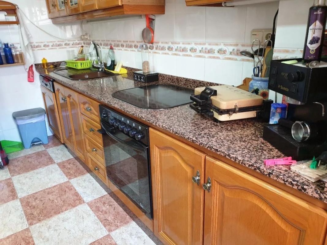 Sale of apartment in Plaza de Toros - Avenida Chapí - Trinquete, Elda
photo 3