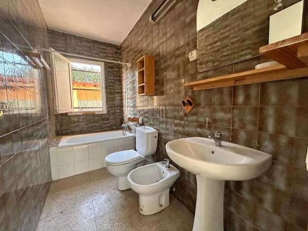 Detached villa for sale in Camino del Peñón, San Vicente del Raspeig thumbnail 2
