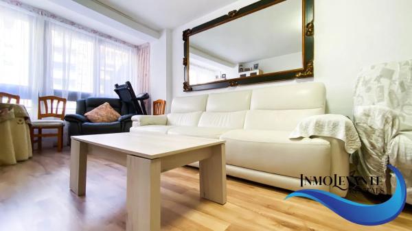 Apartment for sale in  Avenida del Carrer de la Mar, El Campello photo 1