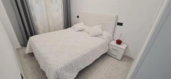 Piso en venta en  Calle Galeón, Torrevieja photo 3