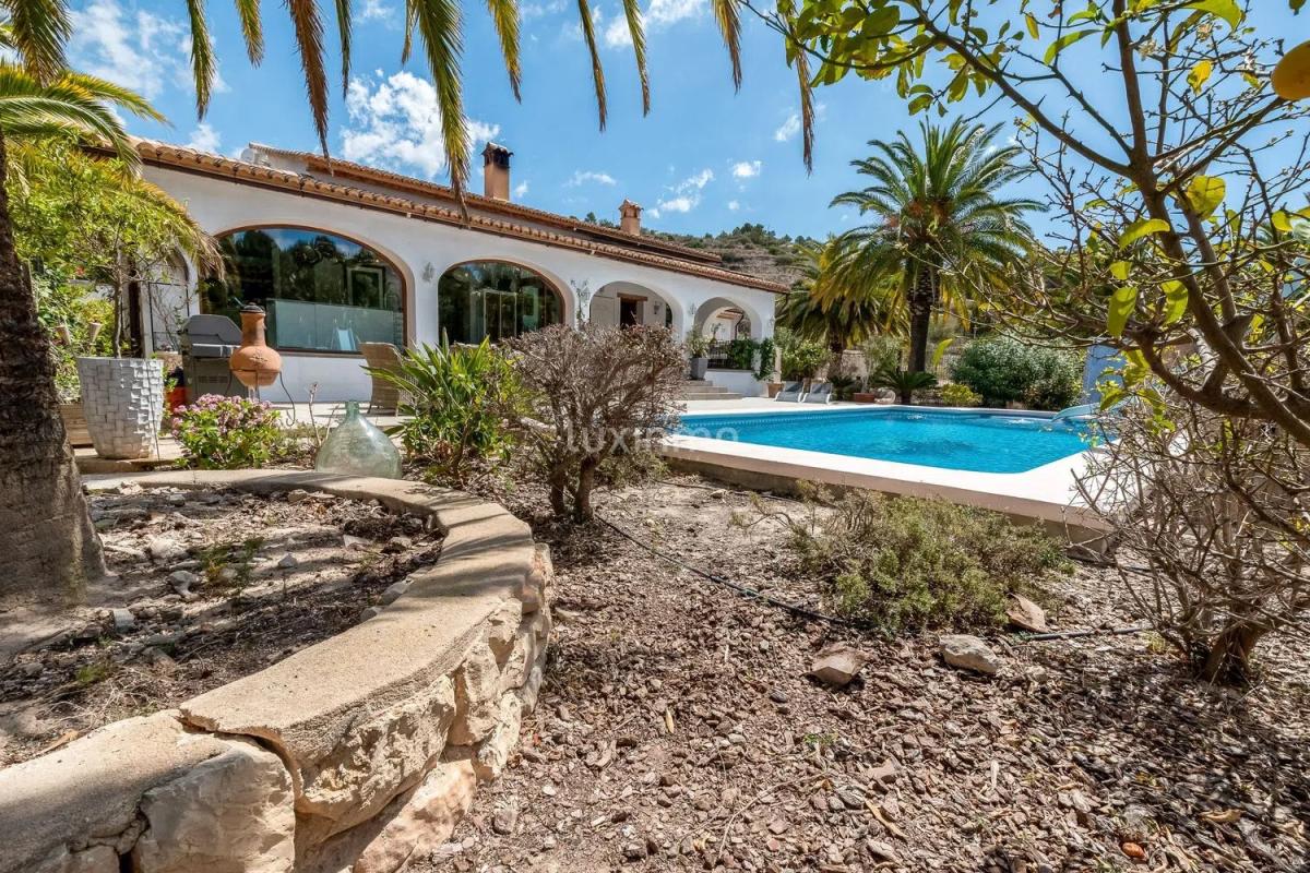 Sale of independent chalet in Partida Llenes, Benissa
 photo 2