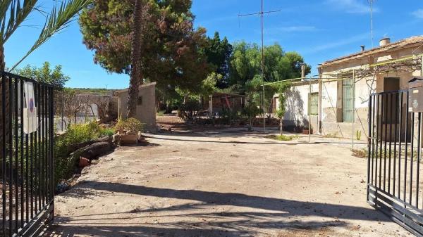 Detached villa for sale in Calle Nuvols, Elche / Elx photo 1