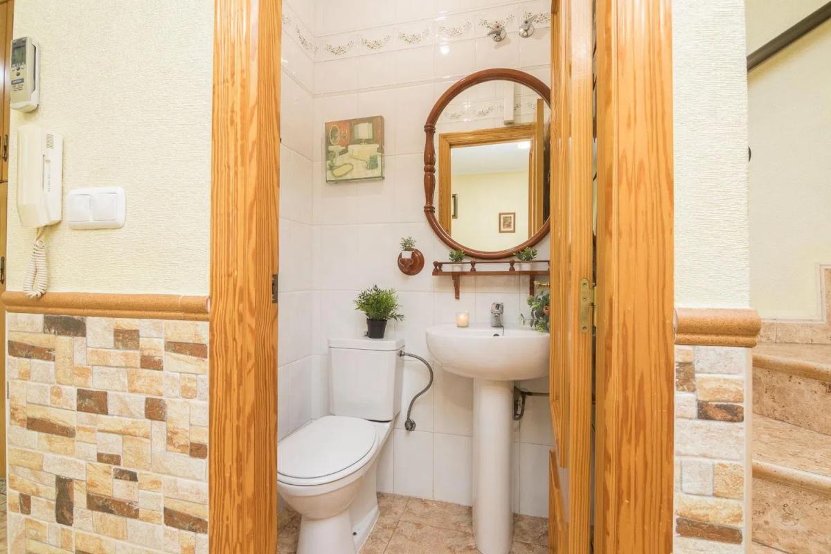 Sale of independent chalet in Barrio Altabix, Elche / Elx
 photo 3
