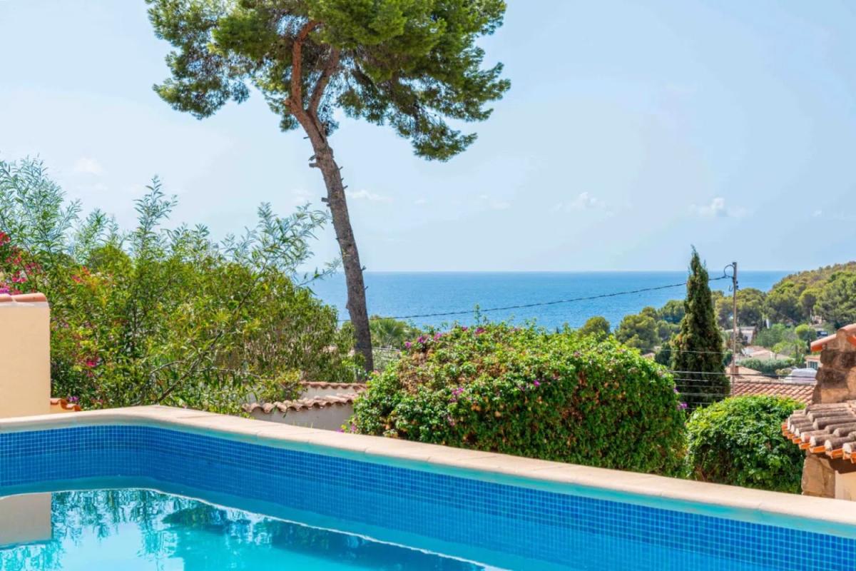 Sale of independent chalet in Calle el Tudó, Benissa
photo 2