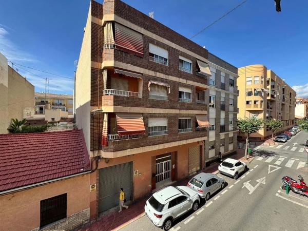 Продажа квартиры в Calle de Valencia, San Vicente del Raspeig photo 1