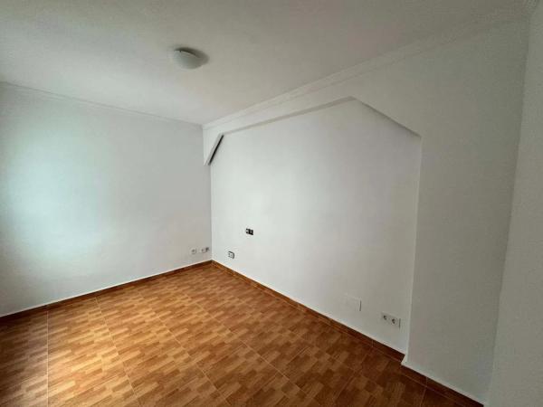 Продажа квартиры в  Calle de Valencia, San Vicente del Raspeig photo 4