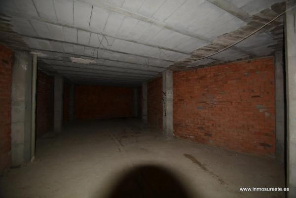 Detached villa for sale in , Cox photo 3