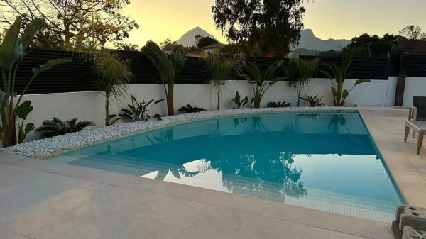 Detached villa for sale in Avenida Pla de Figuereta, La Nucia thumbnail 1