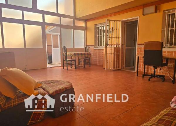 Chalet independiente en venta en  Rambla Juan Mateo García, 75, Torrevieja photo 4