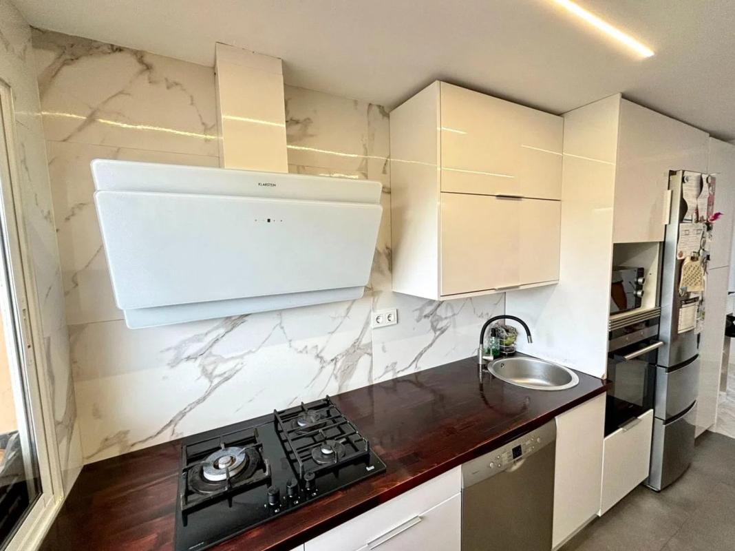 Продажа квартиры на Calle Álvarez Quintero, Сан-Висенте-дель-Распейг
 photo 4