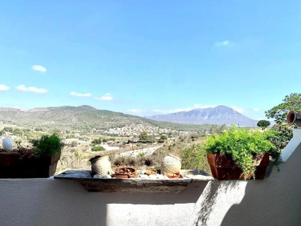 Chalet independiente en venta en  Centro, Benitachell photo 1