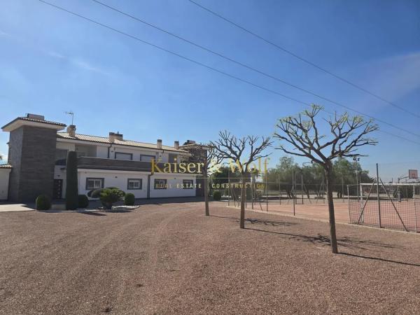 Chalet independiente en venta en , Crevillente photo 3