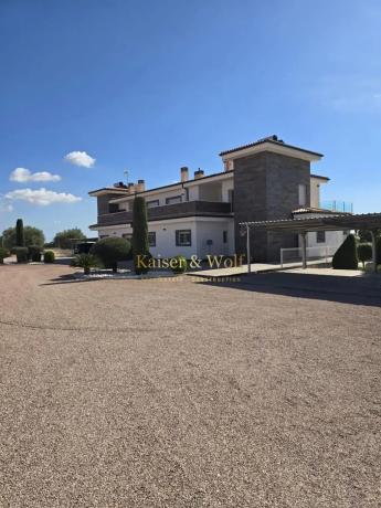 Chalet independiente en venta en , Crevillente photo 4