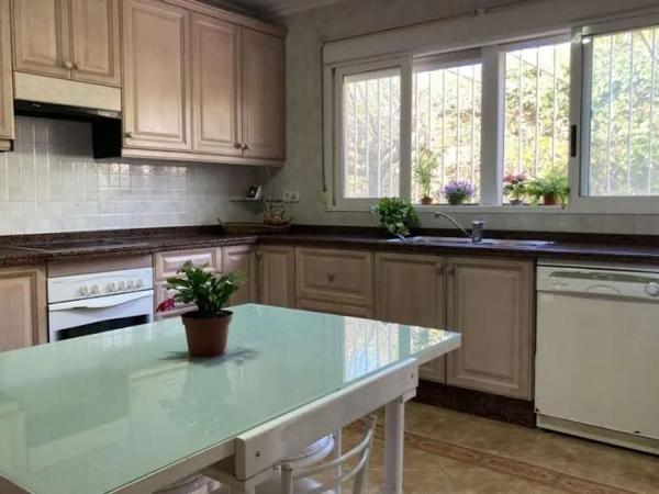 Detached villa for sale in Villamontes-Boqueres, San Vicente del Raspeig thumbnail 2