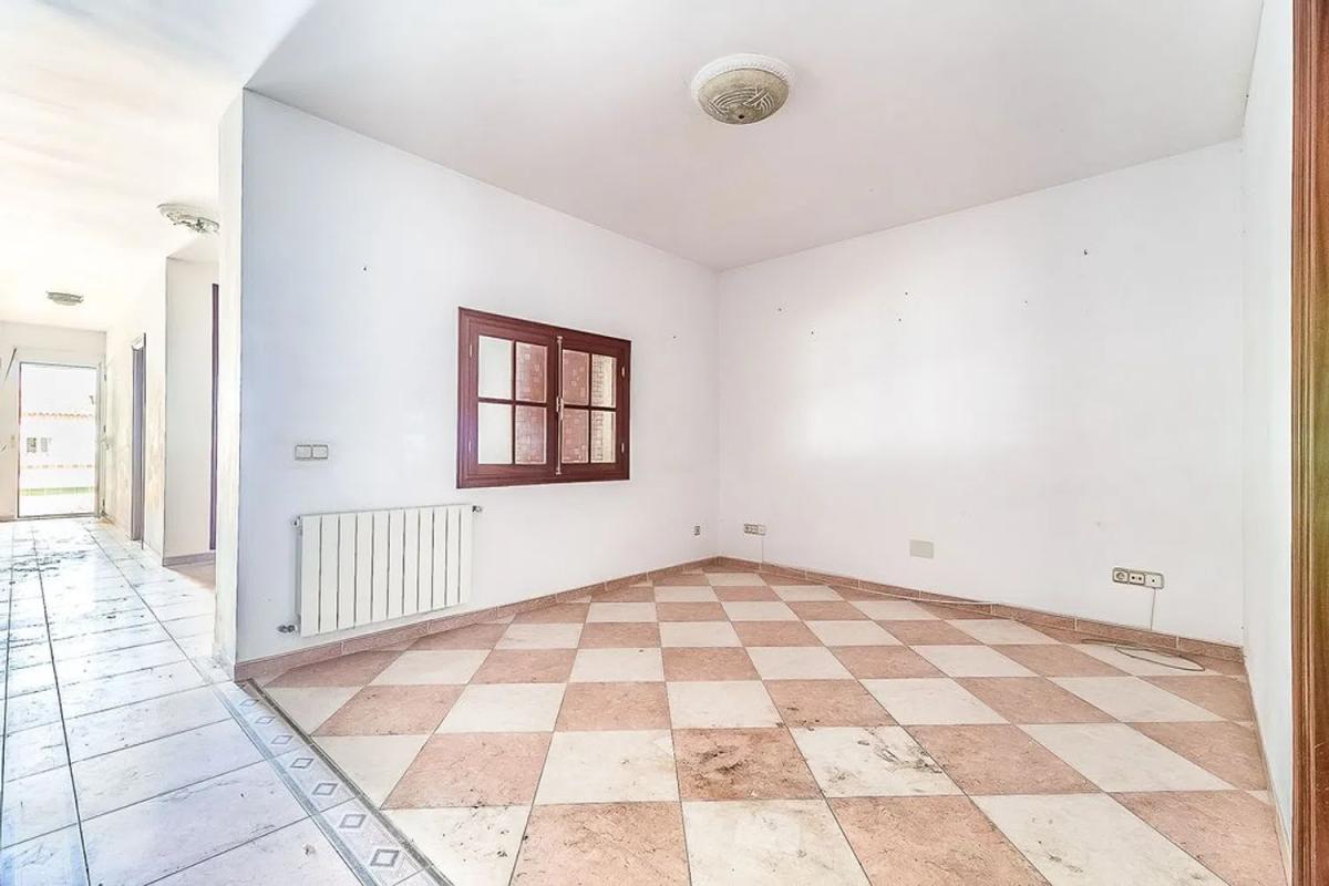 Продажа отдельного шале в , Кампильос photo 4