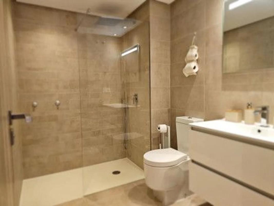 Venta de piso en Lugar Urbanizacion Reserva de Alcuzcuz, 1 E, Benahavís
photo 3