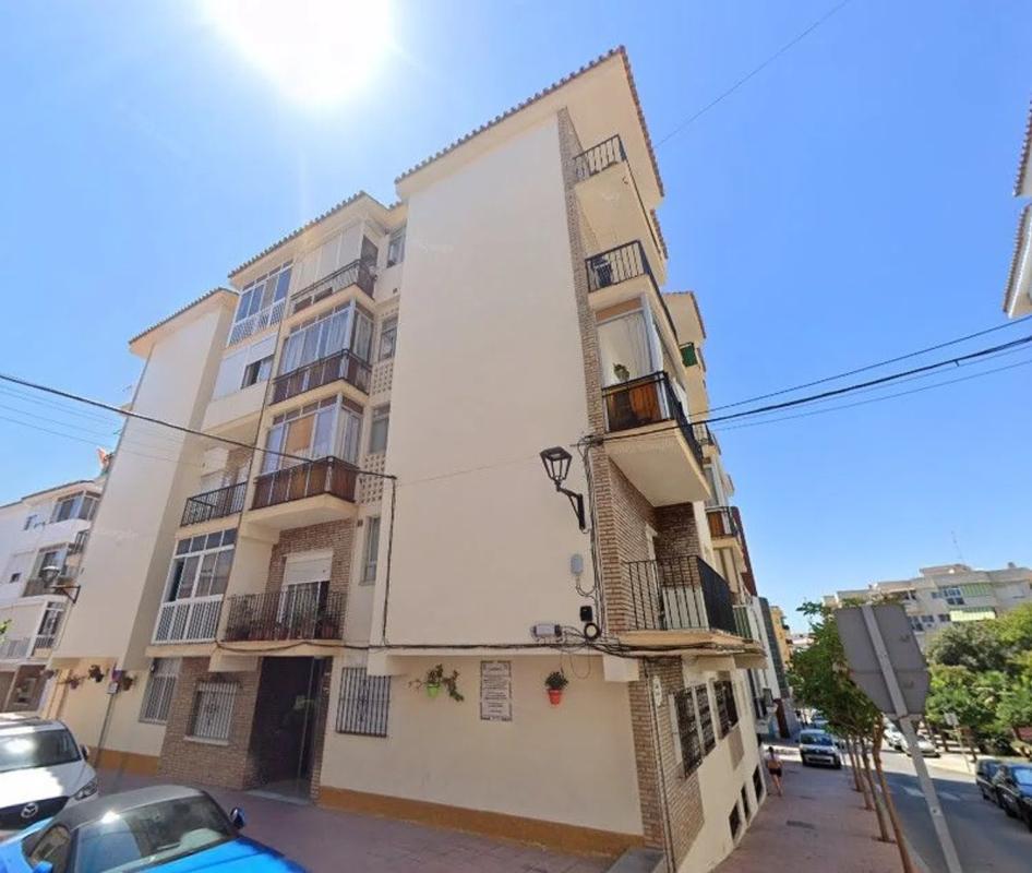 Продажа квартиры на Calle Nuestra Señora de los Remedios, Эстепона
photo 1