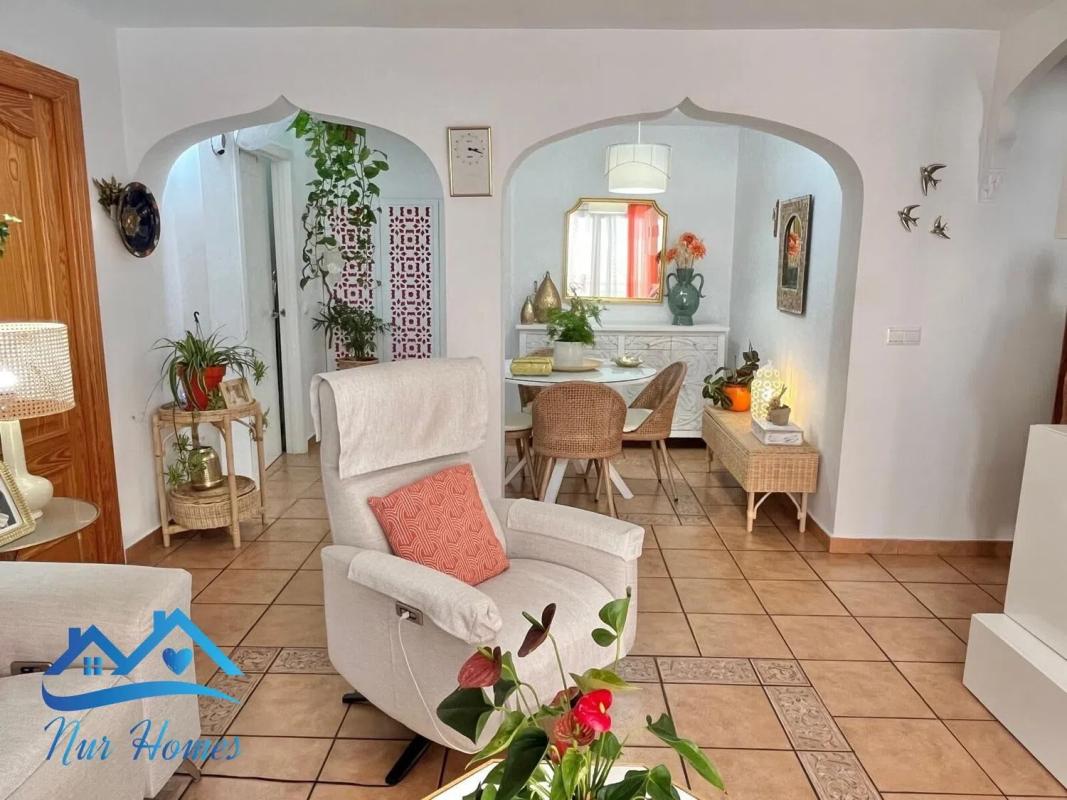 Sale of apartment in La Carihuela - Los Nidos, Torremolinos
photo 2