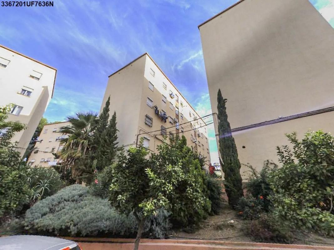 Venta de piso en Calle Obispo Vicente Lamadrid, 1, Málaga
photo 1