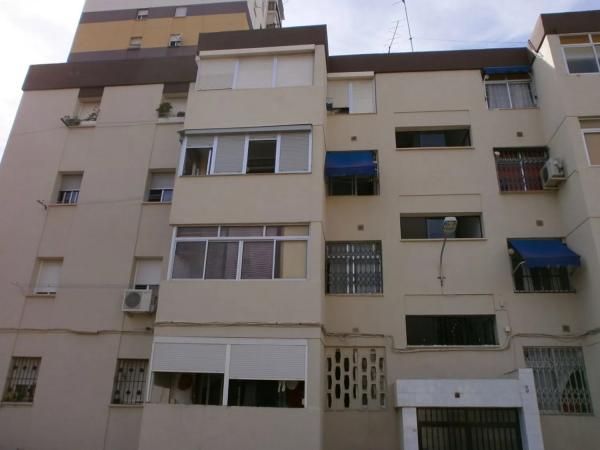 Apartment for sale in  Calle Guadalén, 5, Málaga photo