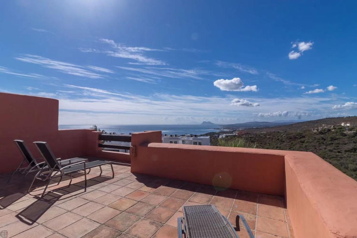 Sale of independent chalet in Avenida Manilva, Manilva
photo 2