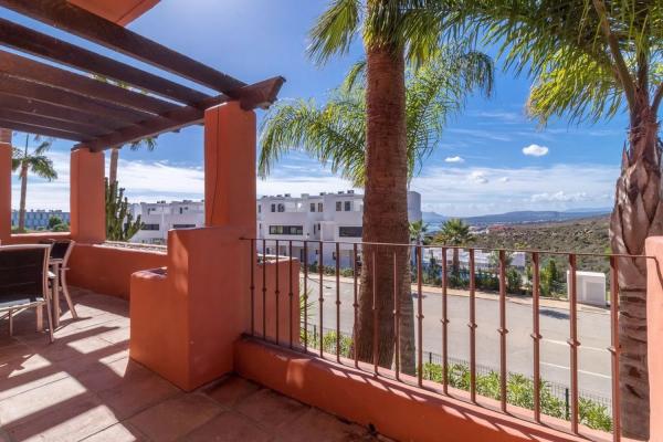 Detached villa for sale in  Avenida Manilva, Manilva photo 4