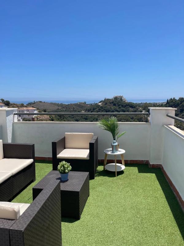 Venta de duplex en Calle Sidney, 63, Estepona photo 1
