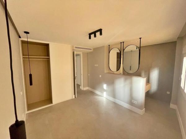 Piso en venta en  Barrio Malagueta - Monte Sancha, Málaga photo 3