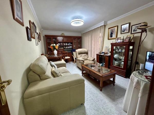 Piso en venta en  Barrio Limonar, Málaga photo 1