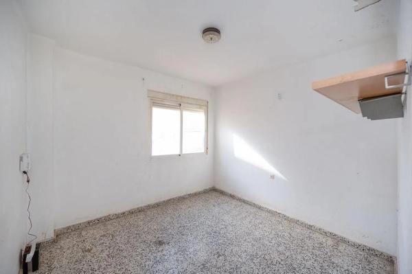 Apartment for sale in  Calle Pablo Picasso, 28, Vélez-Malaga photo 4
