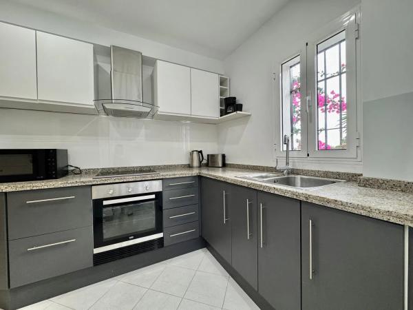 Piso en venta en  Calle Acuario, 32, Mijas photo 1